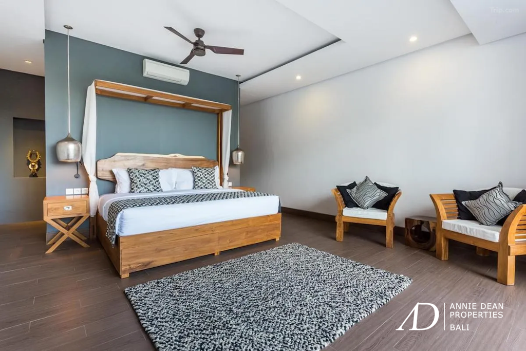 FREEHOLD 6-BEDROOM MODERN VILLA IN TUMBAK BAYUH