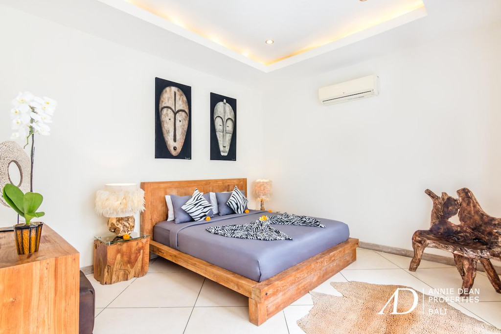 LEASEHOLD | FULLY LICENSED VILLA | PRIME SEMINYAK LOCATION