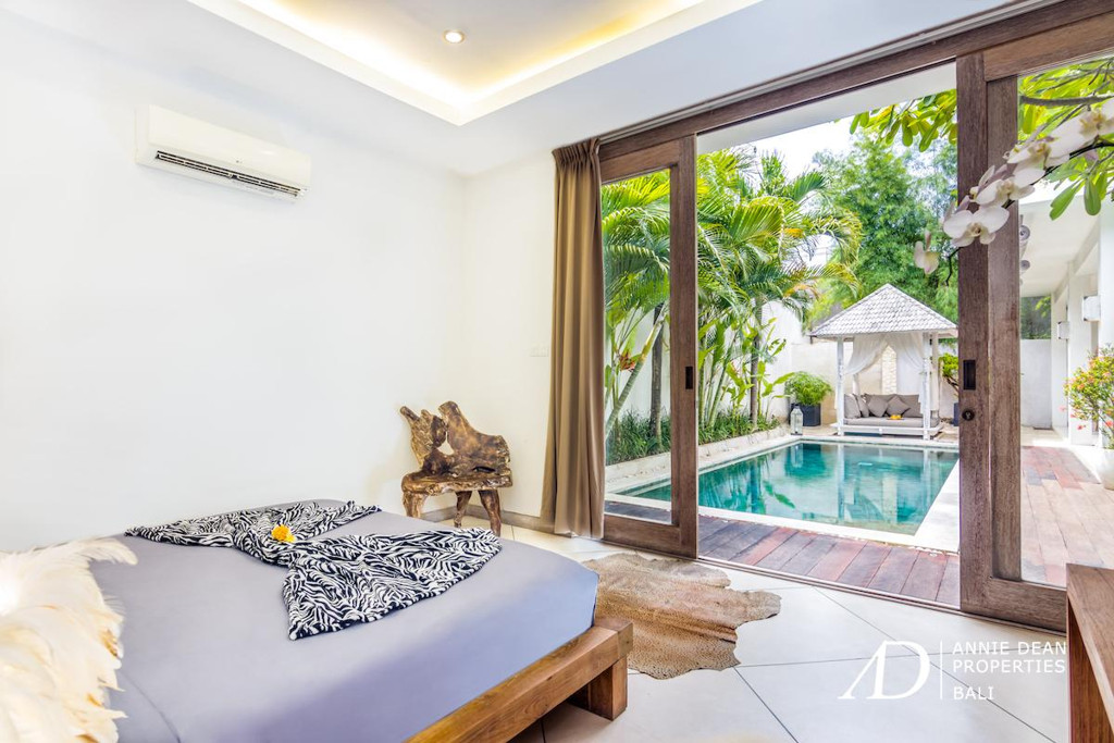 LEASEHOLD | FULLY LICENSED VILLA | PRIME SEMINYAK LOCATION