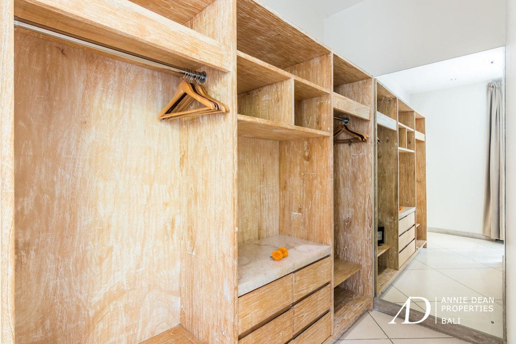 LEASEHOLD | FULLY LICENSED VILLA | PRIME SEMINYAK LOCATION