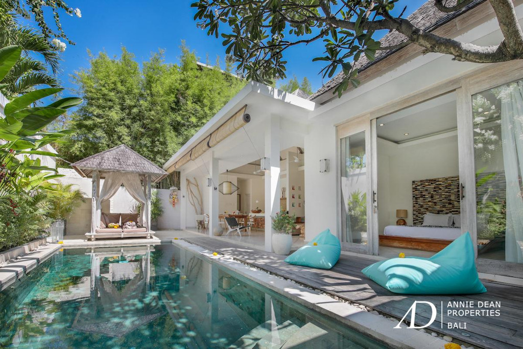 LEASEHOLD | FULLY LICENSED VILLA | PRIME SEMINYAK LOCATION