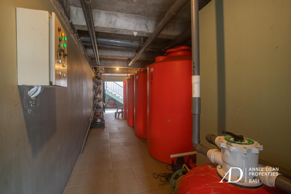 FREEHOLD 3-BED VILLA IN ULUWATU OFFER A STUNNING VIEWS