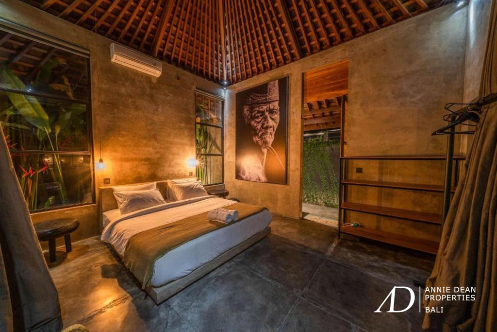 LEASEHOLD | MODERN TROPICAL VILLA WITH LUXURY DESIGN IN PRIME CANGGU