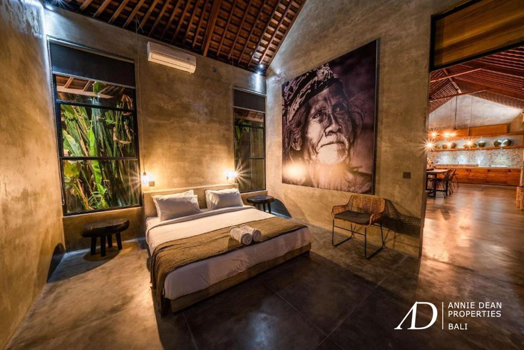 LEASEHOLD | MODERN TROPICAL VILLA WITH LUXURY DESIGN IN PRIME CANGGU