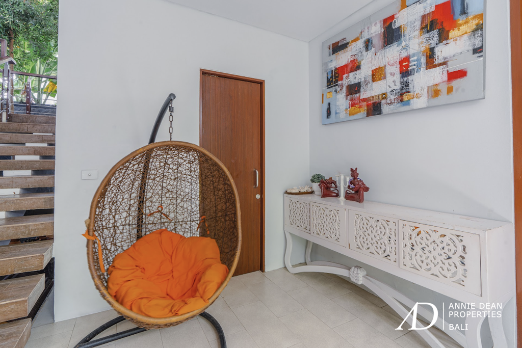 FREEHOLD VILLA CLOSE TO AN AUSTRALIAN INTERNATIONAL SCHOOL