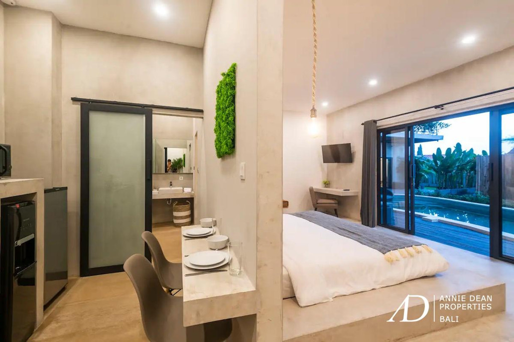 LEASEHOLD 8-BEDROOM STUDIOS IN BATU BOLONG CANGGU 