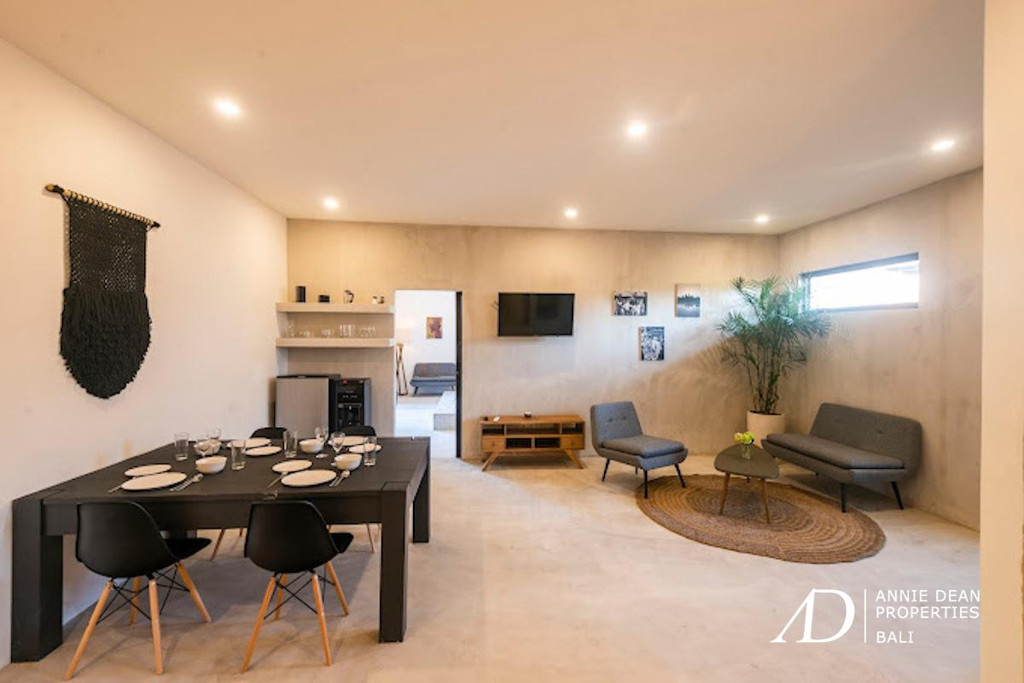 LEASEHOLD 8-BEDROOM STUDIOS IN BATU BOLONG CANGGU 