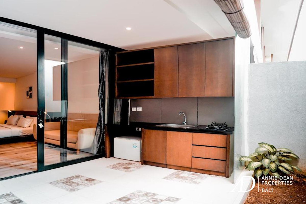 LEASEHOLD 25-BEDROOM SUITE COMPLEX IN KEROBOKAN