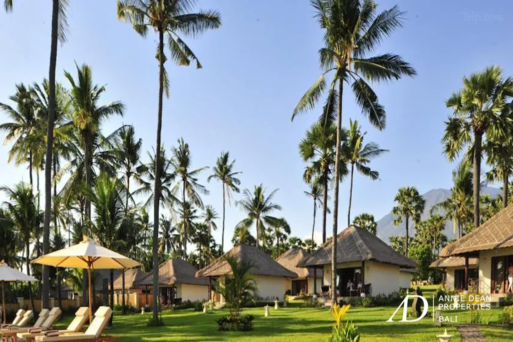 LEASEHOLD BEACHFRONT DIVE RESORT IN TULAMBEN, EAST BALI