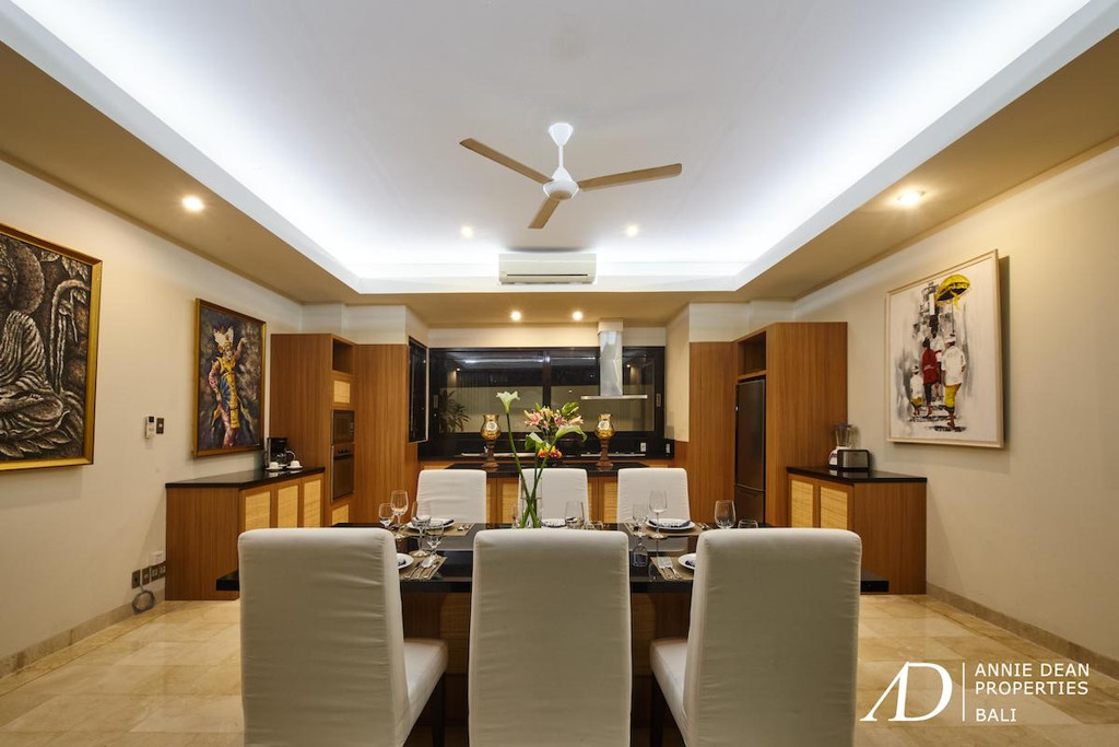 FREEHOLD | MODERN VILLA IN SECURE LUXURY ESTATE - JIMBARAN