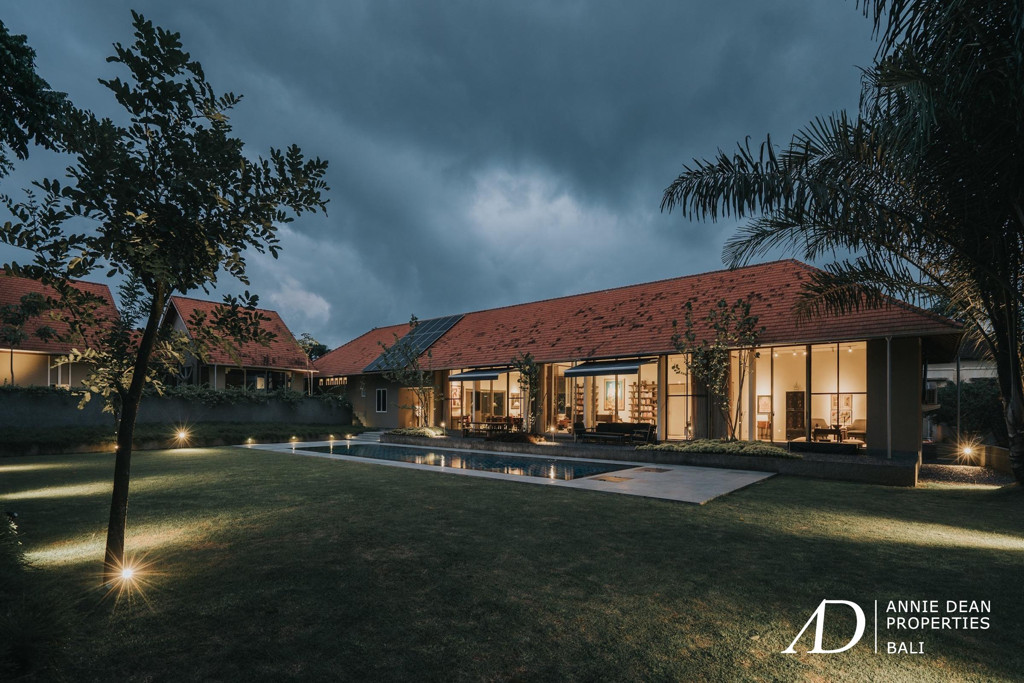 LEASEHOLD 3 BEDROOM SINGLE LEVEL VILLA IN UBUD