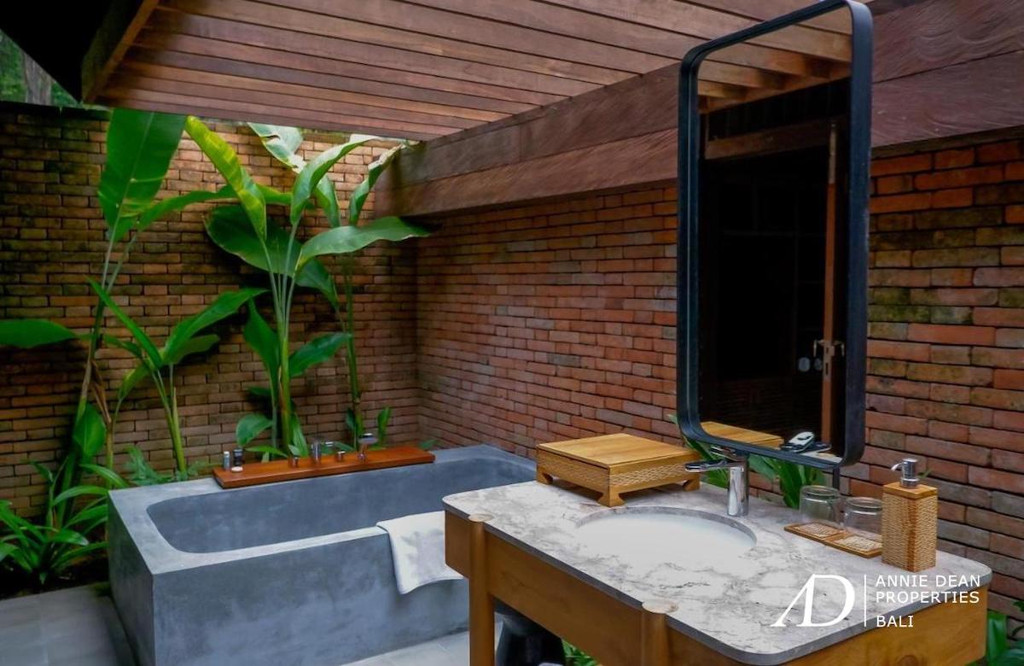 FREEHOLD ONE AND TWO-BEDROOM VILLAS IN UBUD