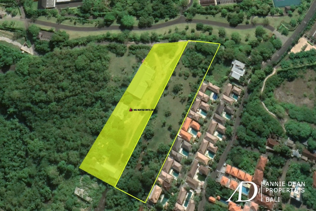 FREEHOLD LAND 72 ARE NEAR THE FOUR SEASON HOTEL JIMBARAN