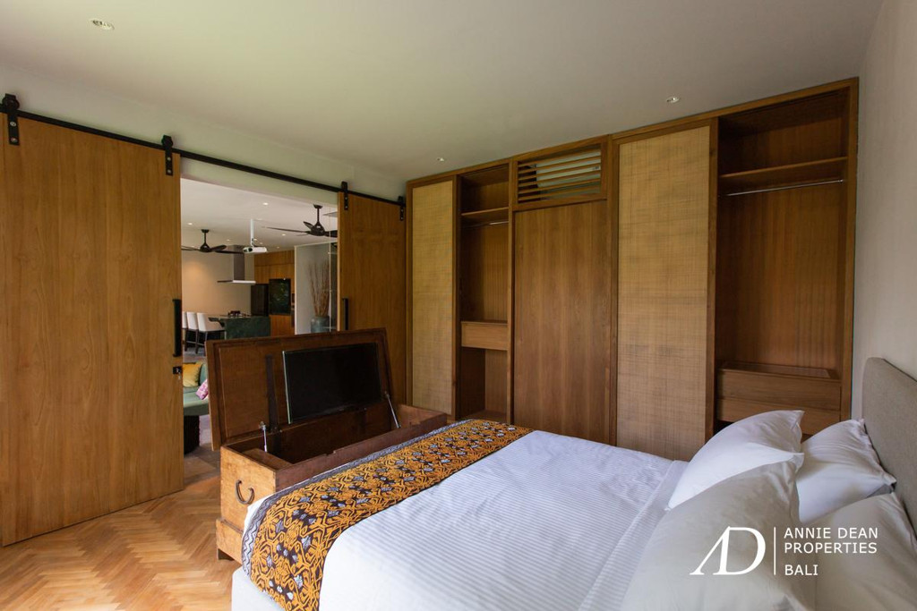 LEASEHOLD | MODERN 4-BEDROOM VILLA WITH PRIVATE POOL IN PEACEFUL BUDUK, NORTH-CANGGU