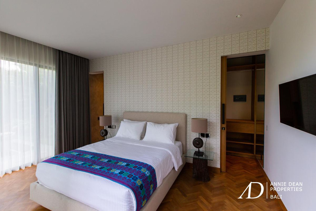 LEASEHOLD | MODERN 4-BEDROOM VILLA WITH PRIVATE POOL IN PEACEFUL BUDUK, NORTH-CANGGU