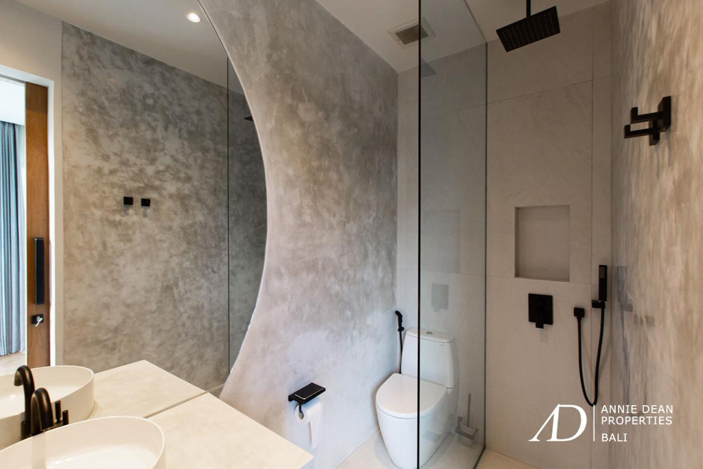 LEASEHOLD | MODERN 4-BEDROOM VILLA WITH PRIVATE POOL IN PEACEFUL BUDUK, NORTH-CANGGU