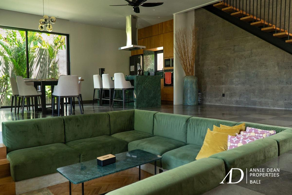 LEASEHOLD | MODERN 4-BEDROOM VILLA WITH PRIVATE POOL IN PEACEFUL BUDUK, NORTH-CANGGU