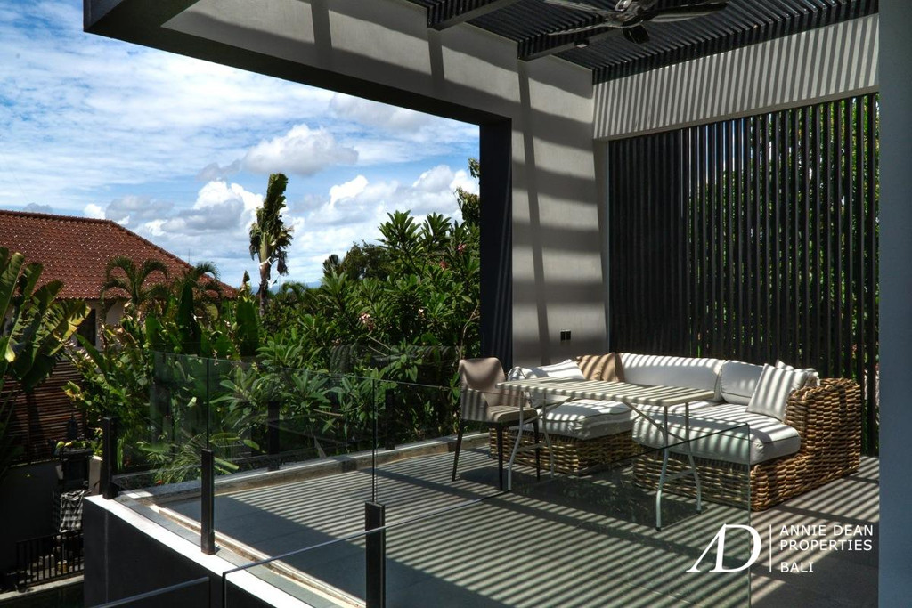 LEASEHOLD | MODERN 4-BEDROOM VILLA WITH PRIVATE POOL IN PEACEFUL BUDUK, NORTH-CANGGU