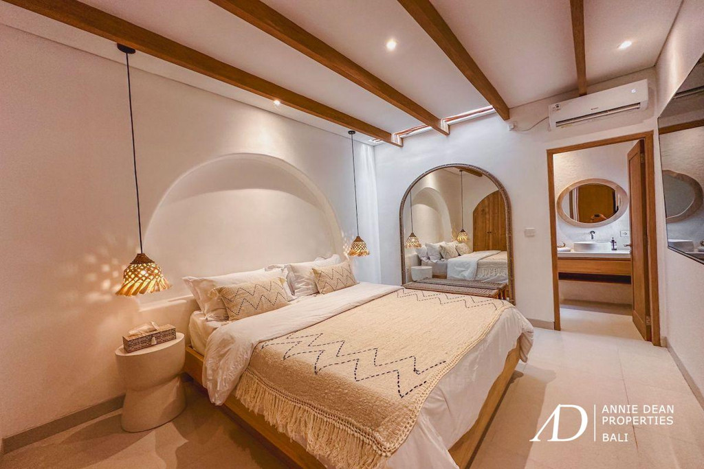 FREEHOLD BRAND NEW MEDITERRANEAN STYLE  VILLA UNGASAN