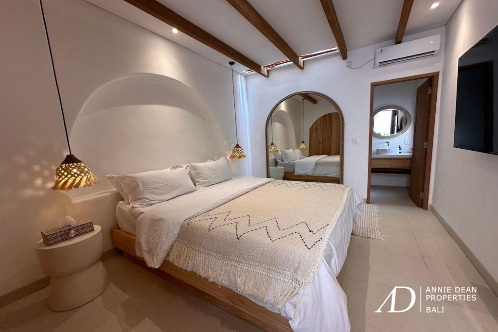 FREEHOLD BRAND NEW MEDITERRANEAN STYLE  VILLA UNGASAN