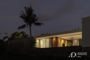 LEASEHOLD MIND-CENTURY FUSION 2-BED VILLA IN CANGGU 