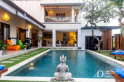 FREEHOLD 4 BR VILLA OFFERS RICE FIELD & MOUNTAIN VIEW IN PERERENAN 
