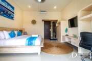 FREEHOLD 4 BR VILLA OFFERS RICE FIELD & MOUNTAIN VIEW IN PERERENAN 