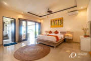 FREEHOLD 4 BR VILLA OFFERS RICE FIELD & MOUNTAIN VIEW IN PERERENAN 