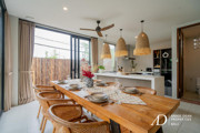 LEASEHOLD | 4BR MODERN CONTEMPORARY VILLA IN PRIME CANGGU
