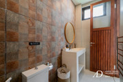LEASEHOLD | 4BR MODERN CONTEMPORARY VILLA IN PRIME CANGGU
