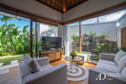 LEASEHOLD |COMPLEX OF MODERN 2-BEDROOMS VILLA IN CENTRAL SEMINYAK