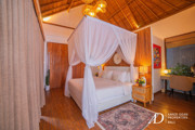 LEASEHOLD |COMPLEX OF MODERN 2-BEDROOMS VILLA IN CENTRAL SEMINYAK