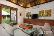 FREEHOLD | STUNNING 6-BEDROOM ESTATE SET BY A PENET RIVERSIDE JUNGLE SANCTUARY