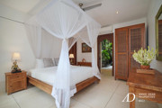 FREEHOLD | STUNNING 6-BEDROOM ESTATE SET BY A PENET RIVERSIDE JUNGLE SANCTUARY