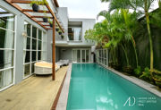 FREEHOLD | DESIGNER LOFT-STYLE VILLA WITH TROPICAL GARDEN IN UMALAS