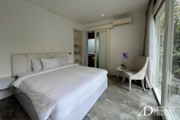 FREEHOLD | DESIGNER LOFT-STYLE VILLA WITH TROPICAL GARDEN IN UMALAS