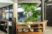 LEASEHOLD | MODERN BALINESE-STYLE 4-BEDROOM VILLA IN CENTRAL SEMINYAK