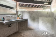 LEASEHOLD | MODERN BALINESE-STYLE 4-BEDROOM VILLA IN CENTRAL SEMINYAK
