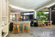 LEASEHOLD | MODERN BALINESE-STYLE 4-BEDROOM VILLA IN CENTRAL SEMINYAK