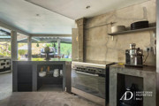 LEASEHOLD | MODERN BALINESE-STYLE 4-BEDROOM VILLA IN CENTRAL SEMINYAK