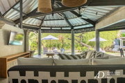 LEASEHOLD | MODERN BALINESE-STYLE 4-BEDROOM VILLA IN CENTRAL SEMINYAK