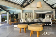 LEASEHOLD | MODERN BALINESE-STYLE 4-BEDROOM VILLA IN CENTRAL SEMINYAK