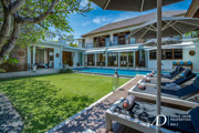 FREEHOLD | LUXURY 5-BED MODERN VILLA WITH ROOFTOP IN PETITENGET, SEMINYAK