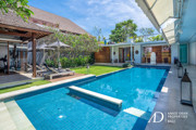 FREEHOLD | LUXURY 5-BED MODERN VILLA WITH ROOFTOP IN PETITENGET, SEMINYAK