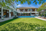 FREEHOLD | LUXURY 5-BED MODERN VILLA WITH ROOFTOP IN PETITENGET, SEMINYAK