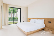 FREEHOLD | 4-BED MODERN VILLA 1 KM FROM BINGIN BEACH