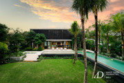 REEHOLD | ULTRA MODERN 6-BEDROOM LUXURY VILLA IN PERERENAN