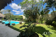 LEASEHOLD | 3-BEDROOMS TROPICAL VILLA IN PRIME SEMINYAK
