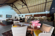 LEASEHOLD | 3-BEDROOMS TROPICAL VILLA IN PRIME SEMINYAK