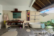 LEASEHOLD | 3-BEDROOMS TROPICAL VILLA IN PRIME SEMINYAK